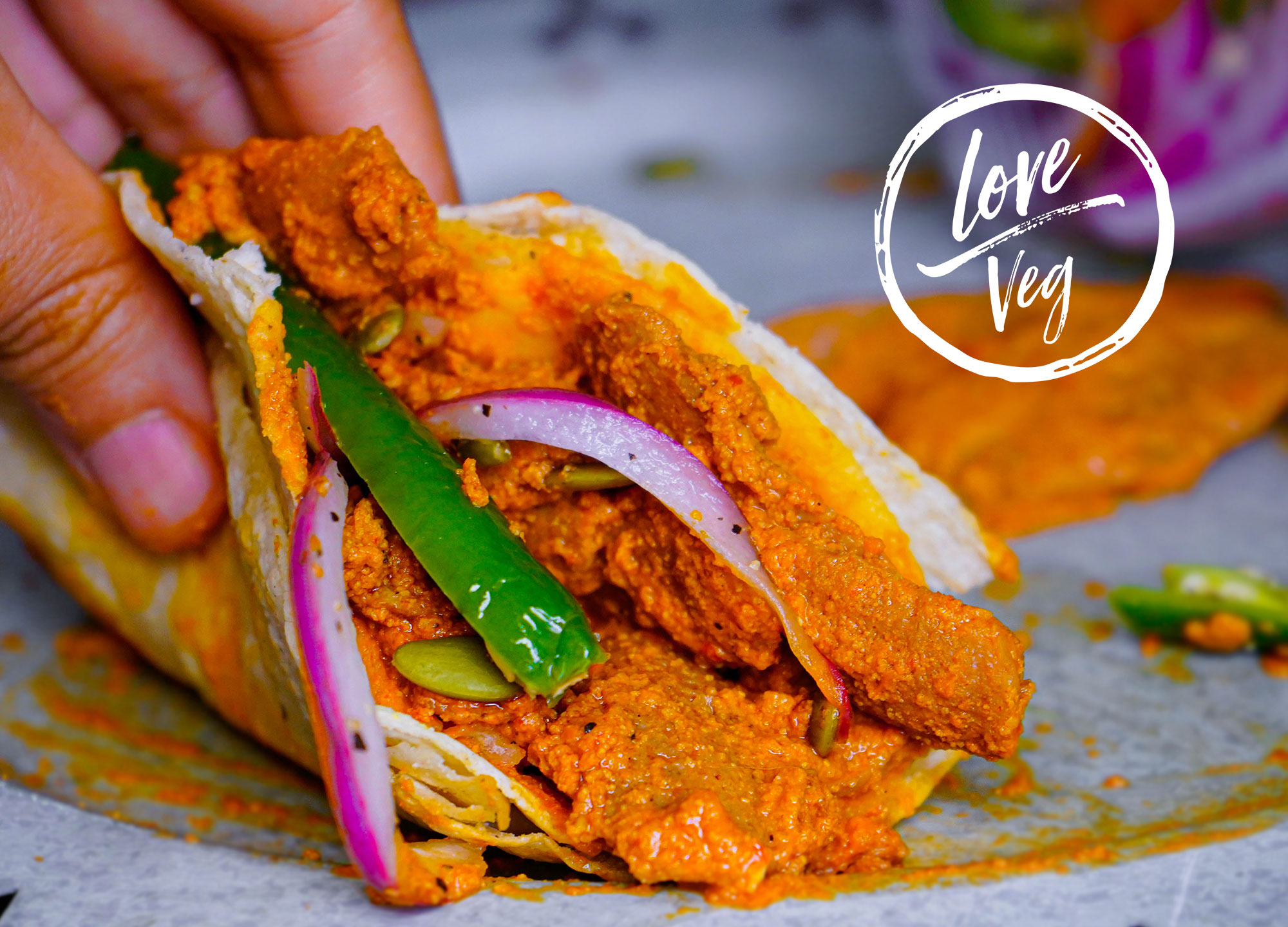 Tacos de pipián rojo con filetín de soya | Love Veg